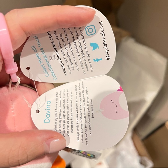 Clip Squishmallow Davina Octopus - Picture 6 of 7